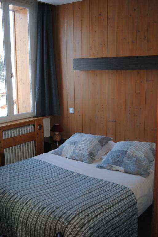Hotel Val Joly แซ็งต์-แฌร์เวส์-เลส์-แบ็งส์ ภายนอก รูปภาพ