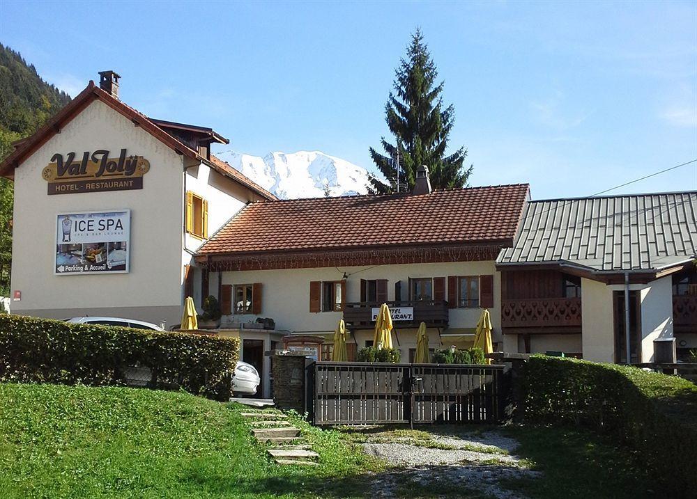 Hotel Val Joly แซ็งต์-แฌร์เวส์-เลส์-แบ็งส์ ภายนอก รูปภาพ
